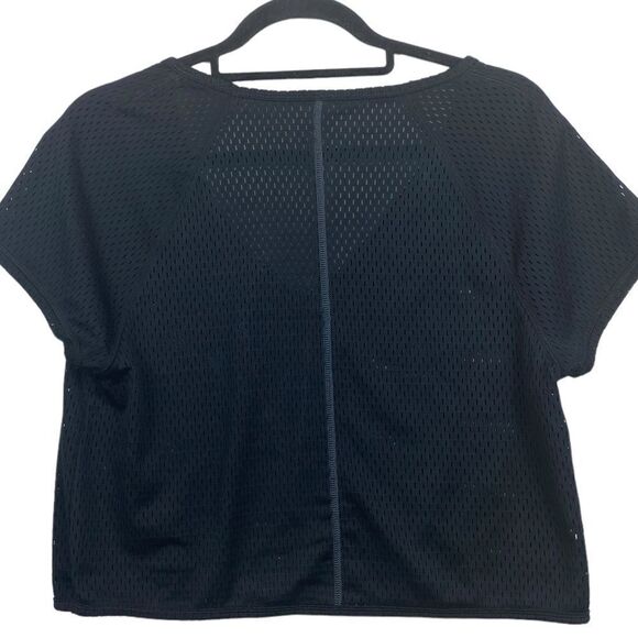Under Armour Unisex Black Athletic Cropped Mesh Pullover Work Out Yoga Top Shirt - Picture 2 of 2